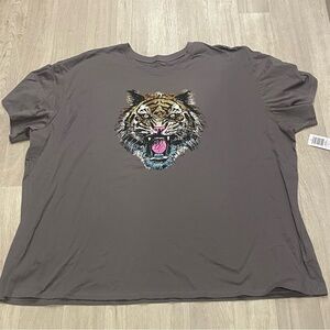 NWT! Heritage by Torrid Women's 4X Gray  Graphic T-Shirt Tiger soft NEW